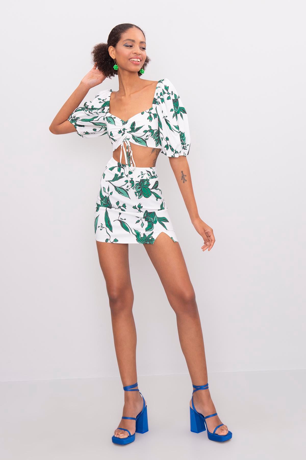 Green Sweetheart Neckline Ruched Blouse & Single Slit Skirt